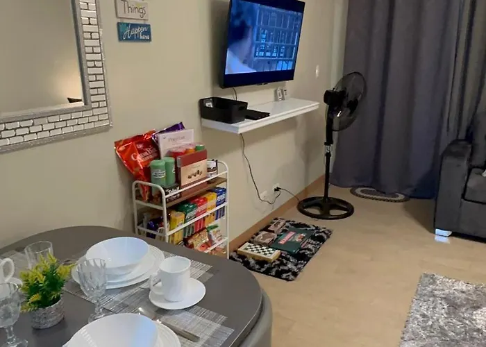 Cozy With Queen Size Bed In Araneta Quezon Apartamento Manila