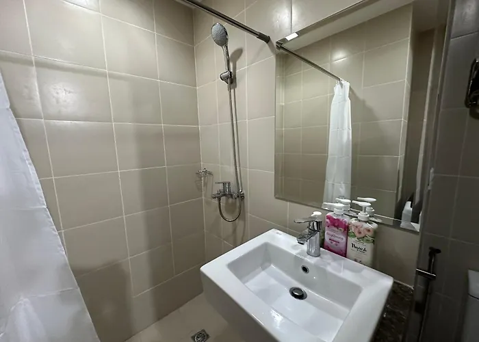 Cozy With Queen Size Bed In Araneta Quezon * Manila